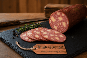 Almkäswurst – 500 g | Saftige Wurst mit Käse | Aus österreichischer Almmilch - kumitzborgo.shop