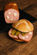 Käseleberkäse – ca. 500 g | Rauchofen - Leberkäse mit Käse | Backfertig & herzhaft genießen - kumitzborgo.shop